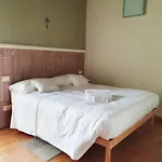 Osteria E Del Viaggiatore Pensión Russi