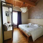 Osteria E Del Viaggiatore Gasthuis Russi