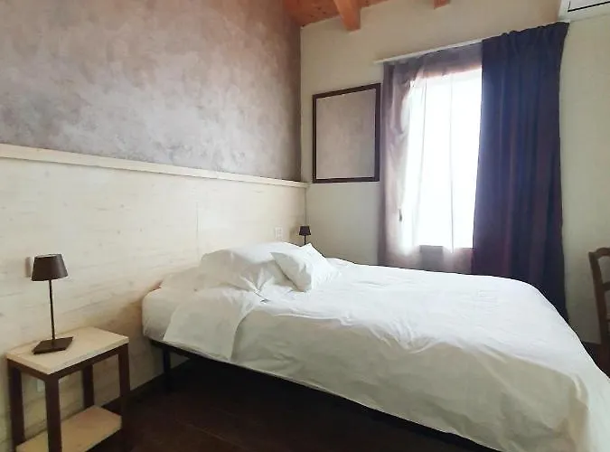 Osteria E Del Viaggiatore Gæstehus *