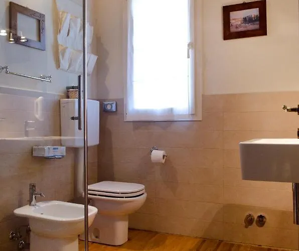 Osteria E Del Viaggiatore *